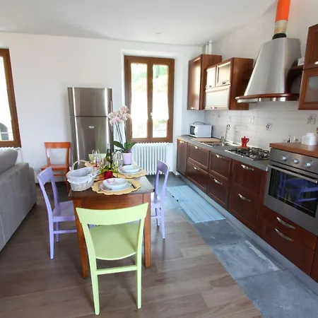 Pitel House Apartman *
